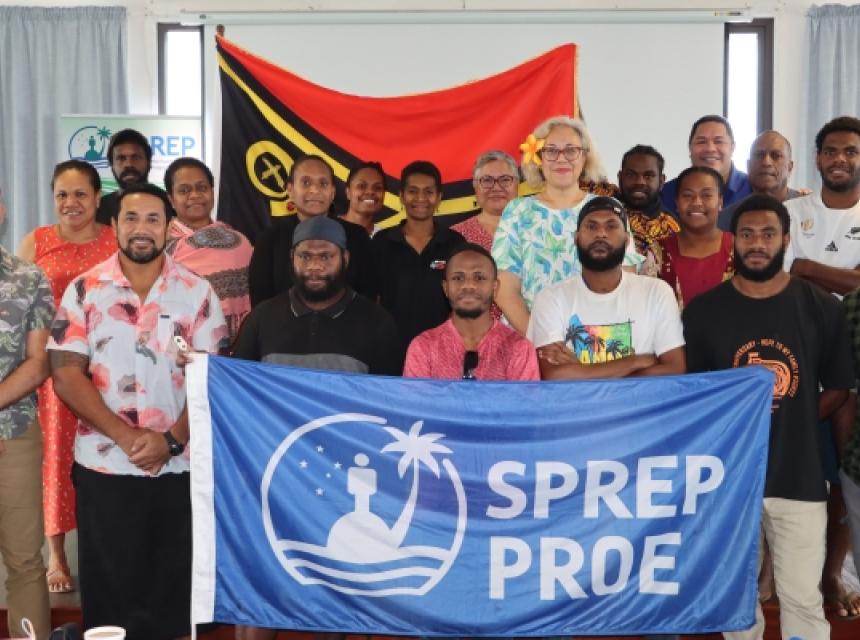 Media training to strengthen climate change reporting in Vanuatu.